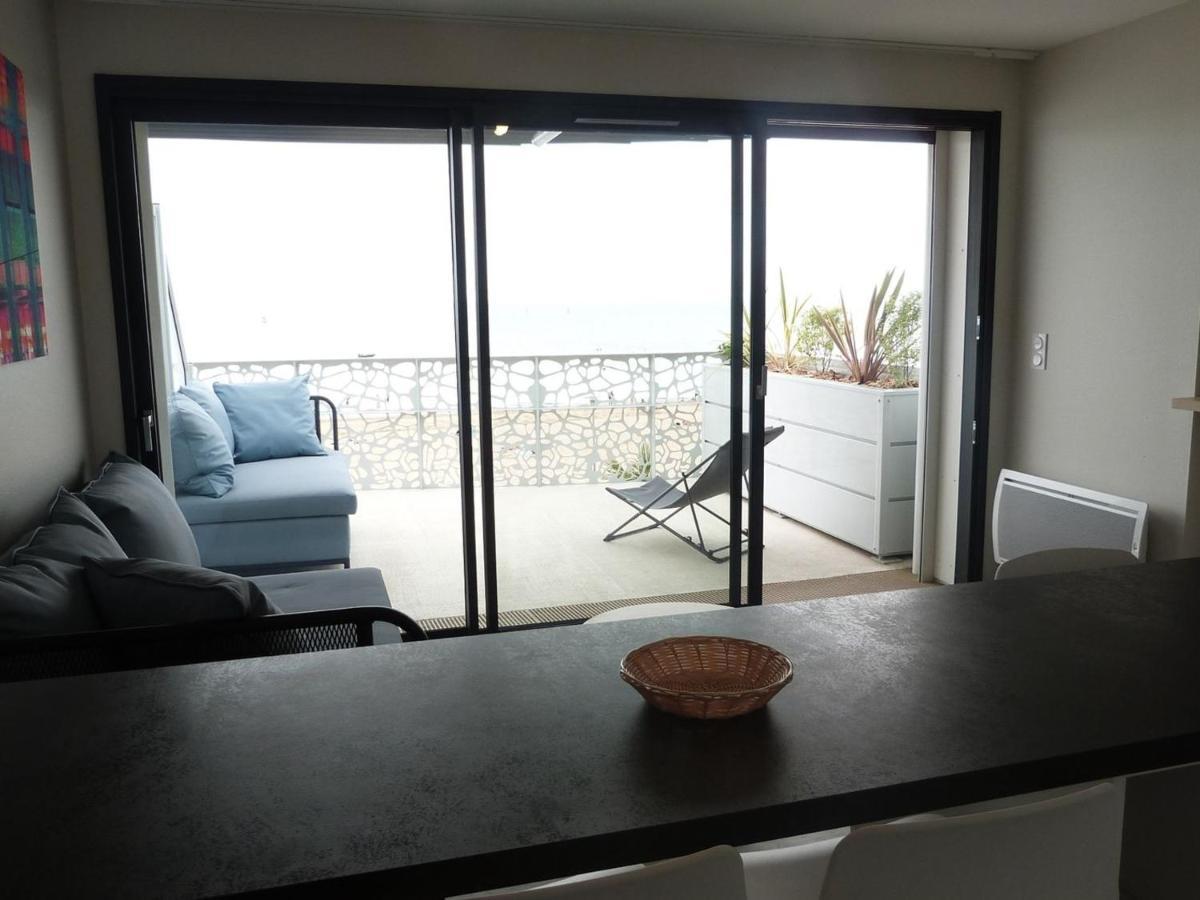 Appartement Plage, Piscine, Balcon, Animaux, Parking - Fr-1-194-201 Ла Транш-сюр-Мер Екстериор снимка