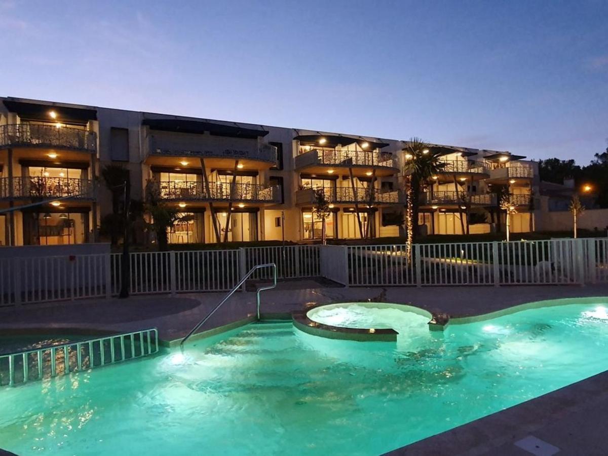Appartement Plage, Piscine, Balcon, Animaux, Parking - Fr-1-194-201 Ла Транш-сюр-Мер Екстериор снимка
