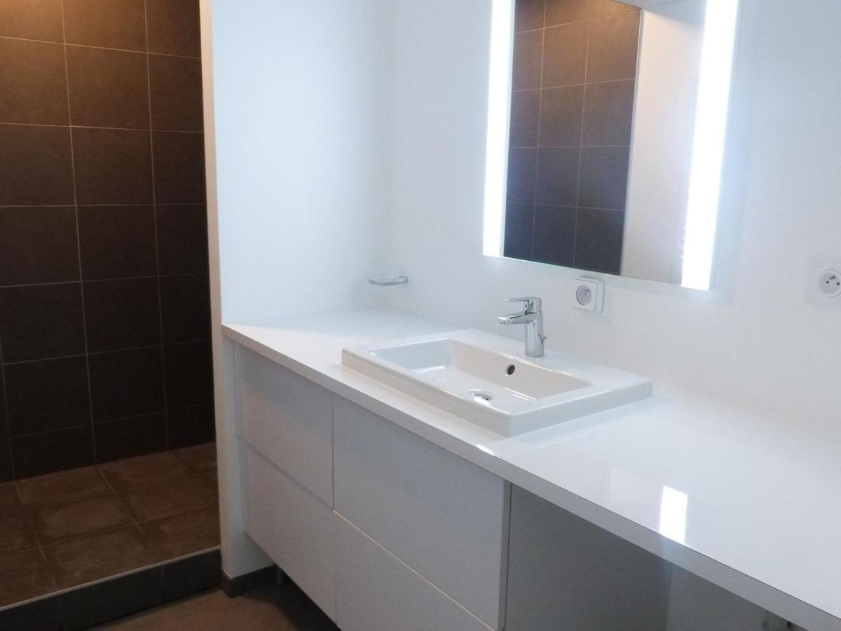 Appartement Plage, Piscine, Balcon, Animaux, Parking - Fr-1-194-201 Ла Транш-сюр-Мер Екстериор снимка