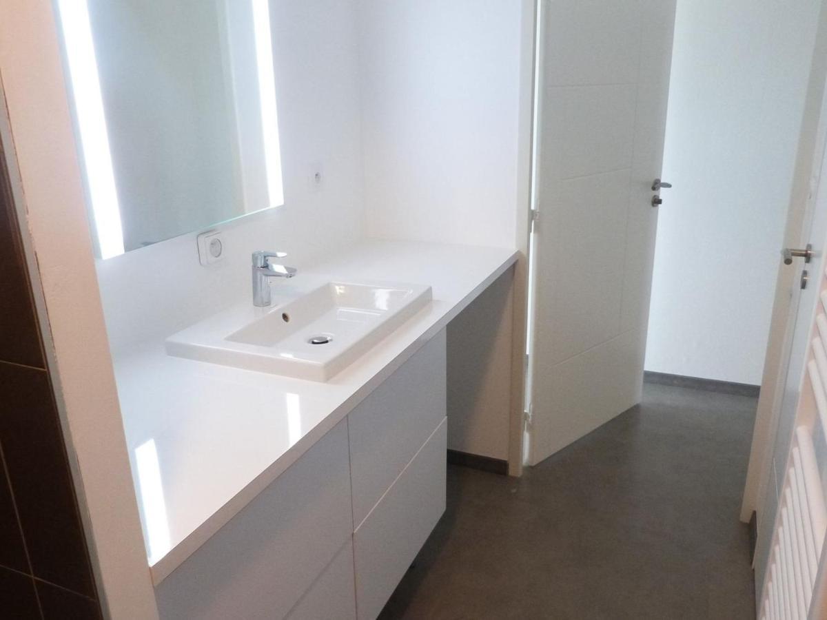 Appartement Plage, Piscine, Balcon, Animaux, Parking - Fr-1-194-201 Ла Транш-сюр-Мер Екстериор снимка